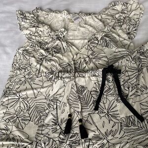 Soma Cool Nights   SET Ruffle Sleeve Top & Short Pajama Lounge Set Medium NWT